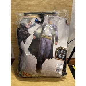 Batman vs. Superman Deluxe XL Adult Costume Halloween EUC (Mask & Belt are New)